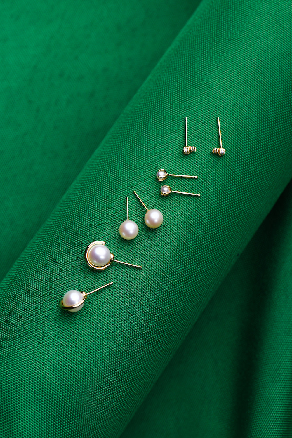 freshwater pearl and solid gold earrings