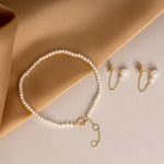 Mini pearl bracelet and pearl earrings
